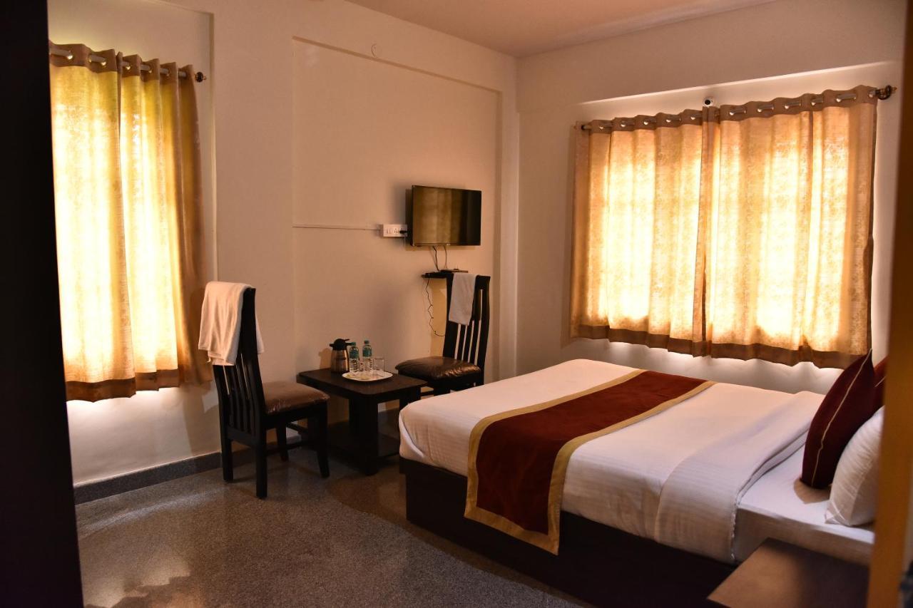 The Banjaara Suites Bengaluru Zewnętrze zdjęcie