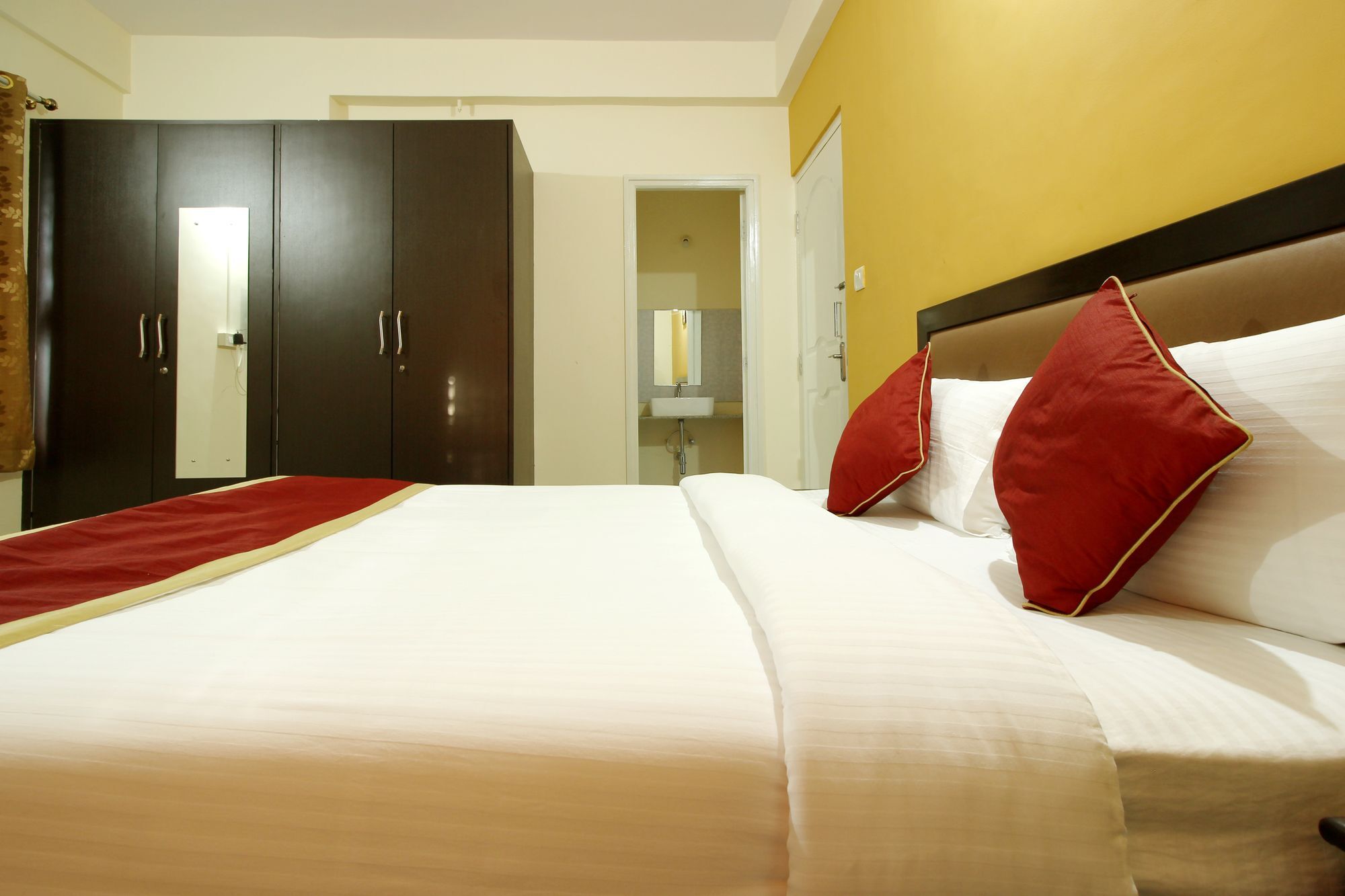 The Banjaara Suites Bengaluru Zewnętrze zdjęcie